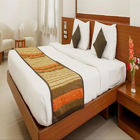 Hotel Mint Montvert, Baner Pune Zewnętrze zdjęcie