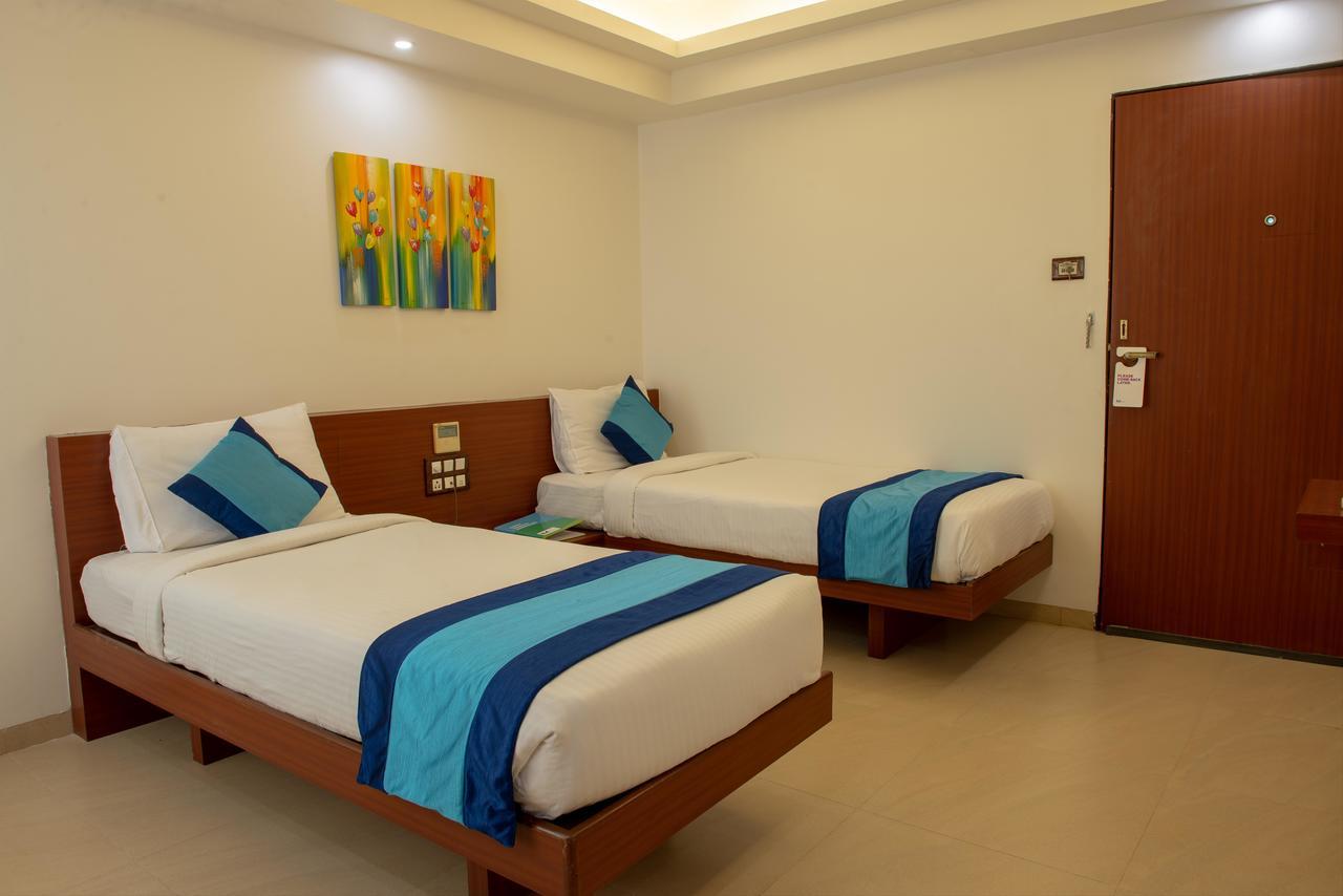Hotel Mint Montvert, Baner Pune Zewnętrze zdjęcie
