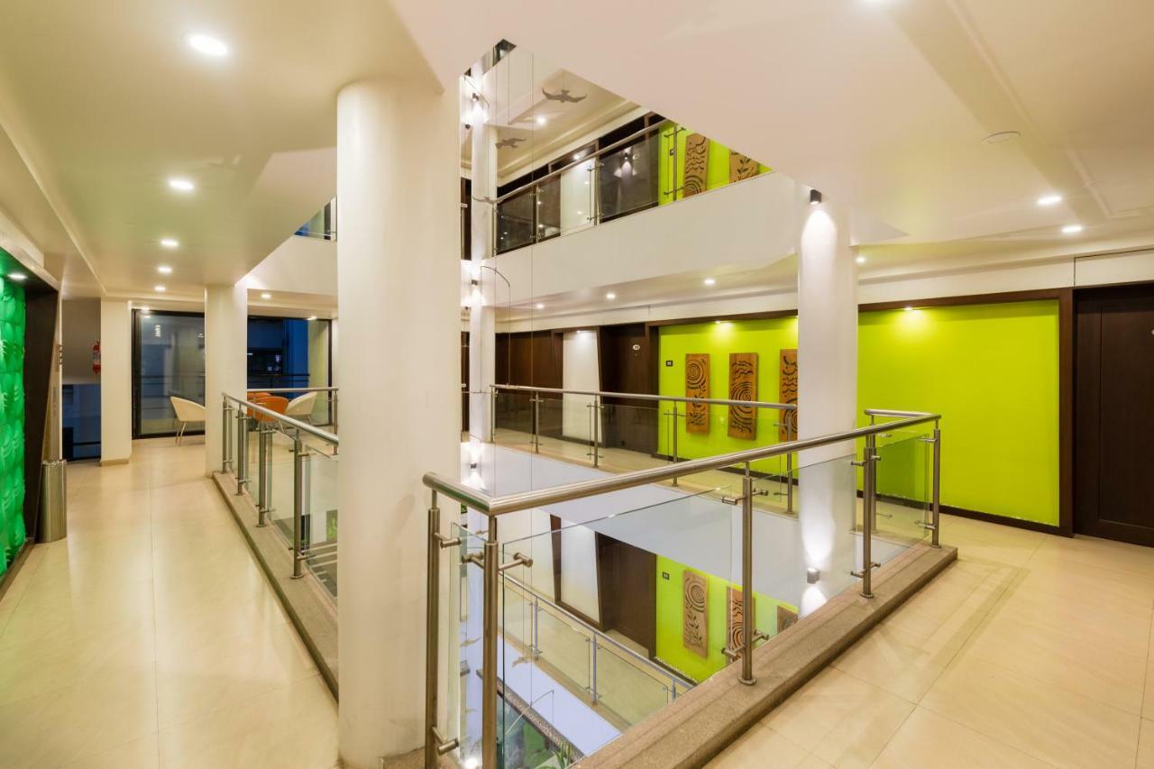 Hotel Mint Montvert, Baner Pune Zewnętrze zdjęcie