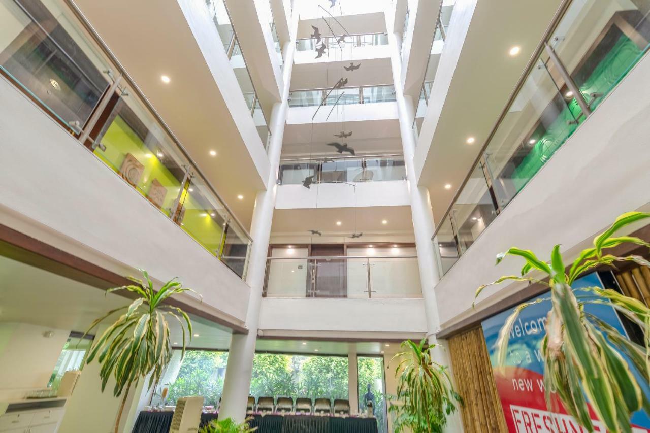 Hotel Mint Montvert, Baner Pune Zewnętrze zdjęcie